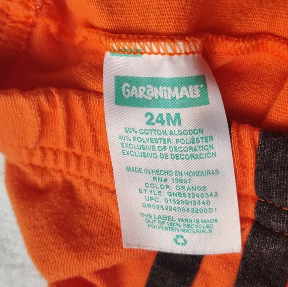 2 pack of Garanimals brand, size 24 month shorts - Picture 2 of 3